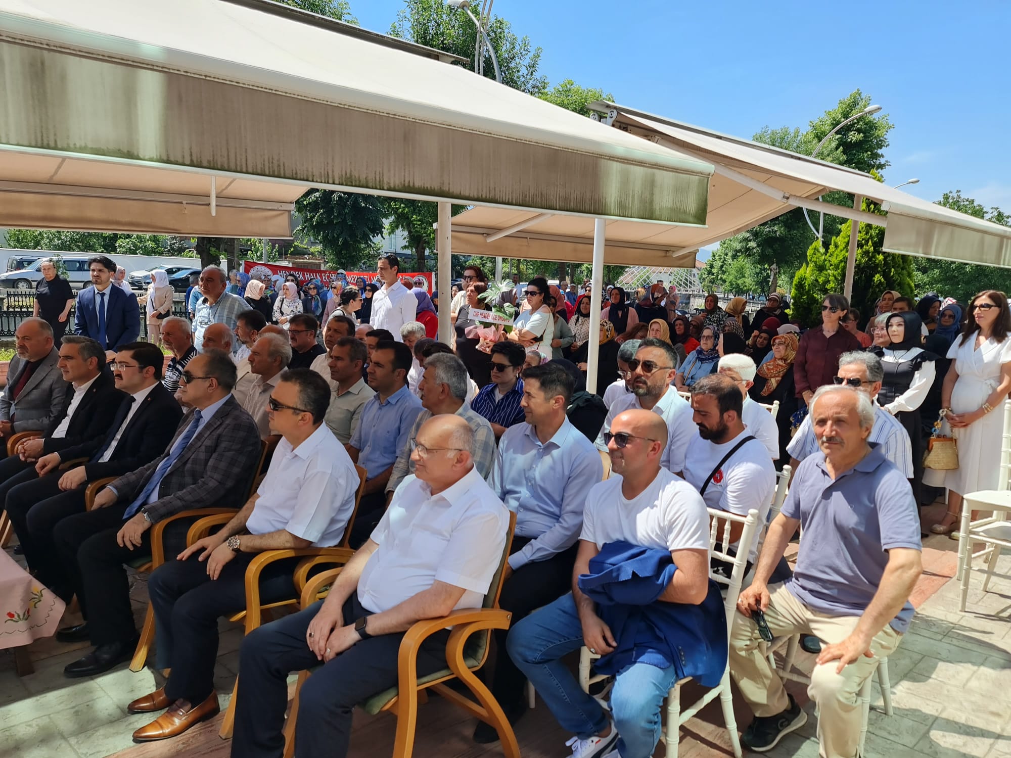 Hendek Halk Eğitim Sergisine Yoğun ilgi