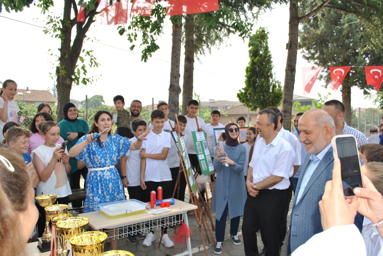 Atikehanım Ortaokulundan Bilim, Teknoloji, Sanat ve Kültür şenliği