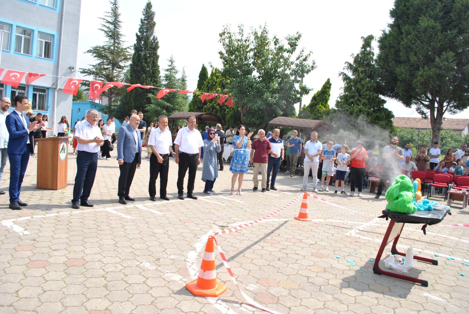 Atikehanım Ortaokulundan Bilim, Teknoloji, Sanat ve Kültür şenliği