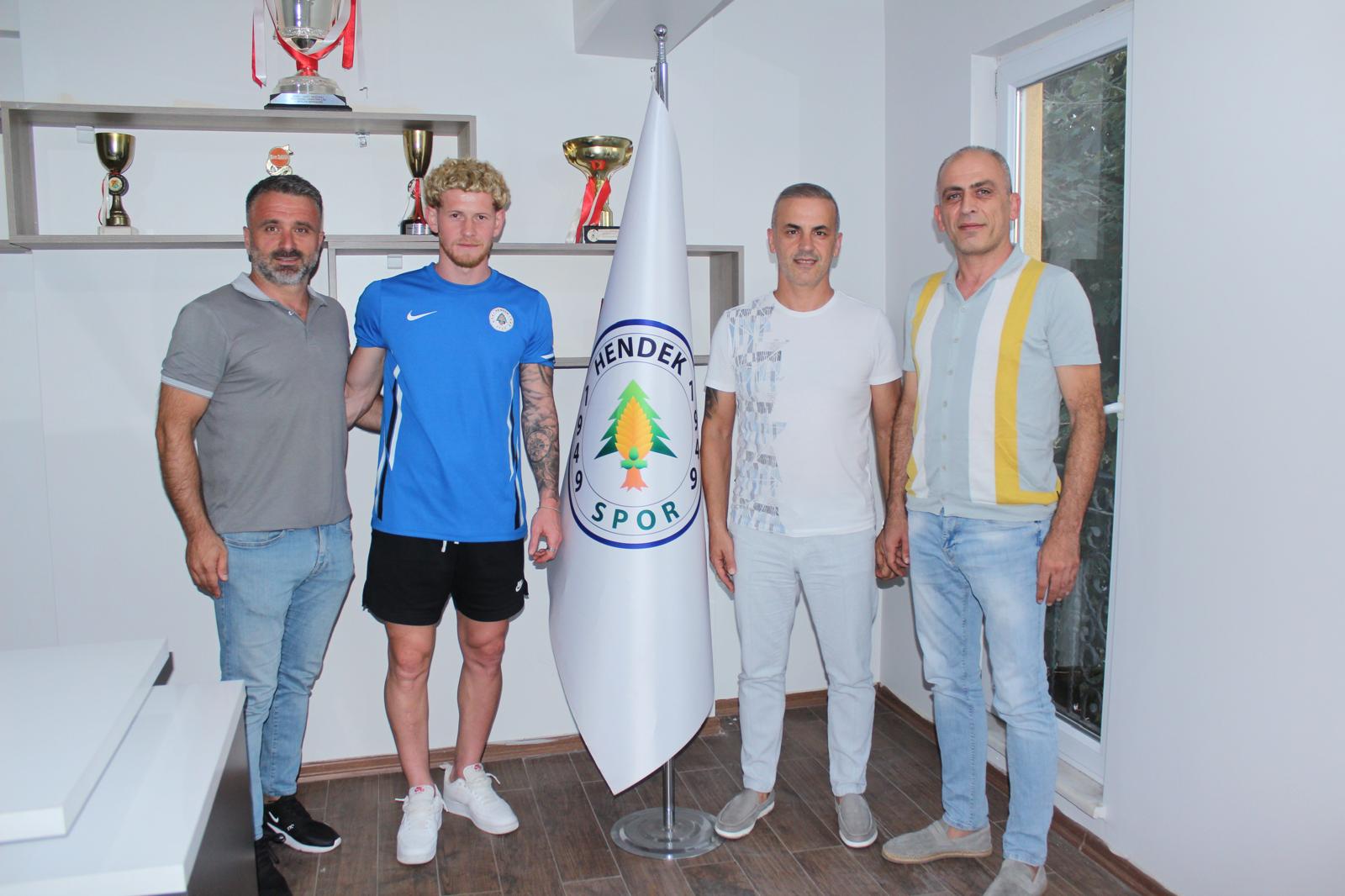 Hendekspor Sahaya İndi