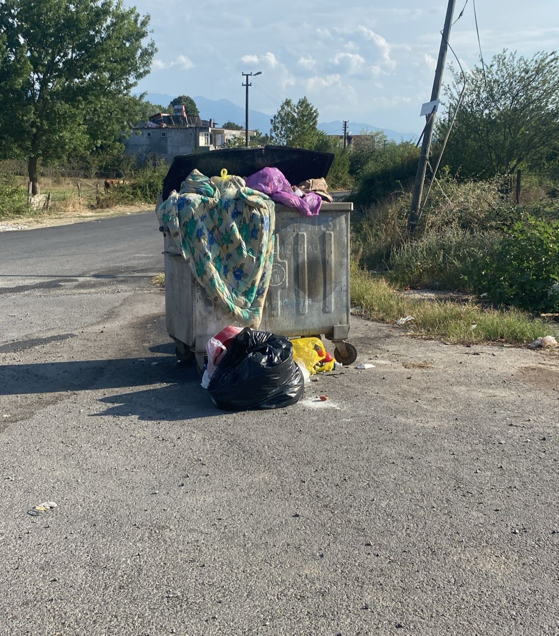 Köprübaşı Mahallesinden Çöp Şikayeti 