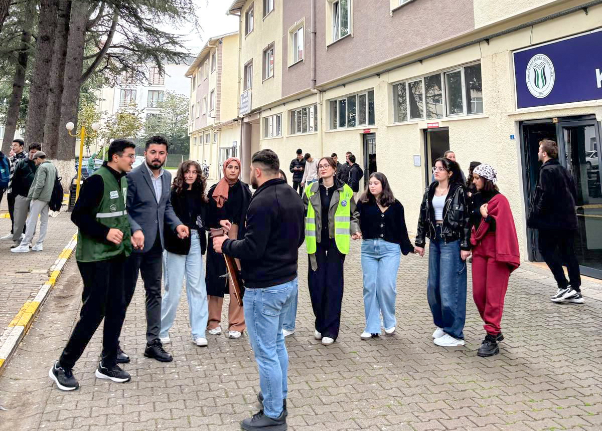 Hendek MYO’da zararlı alışkanlıklar anlatıldı