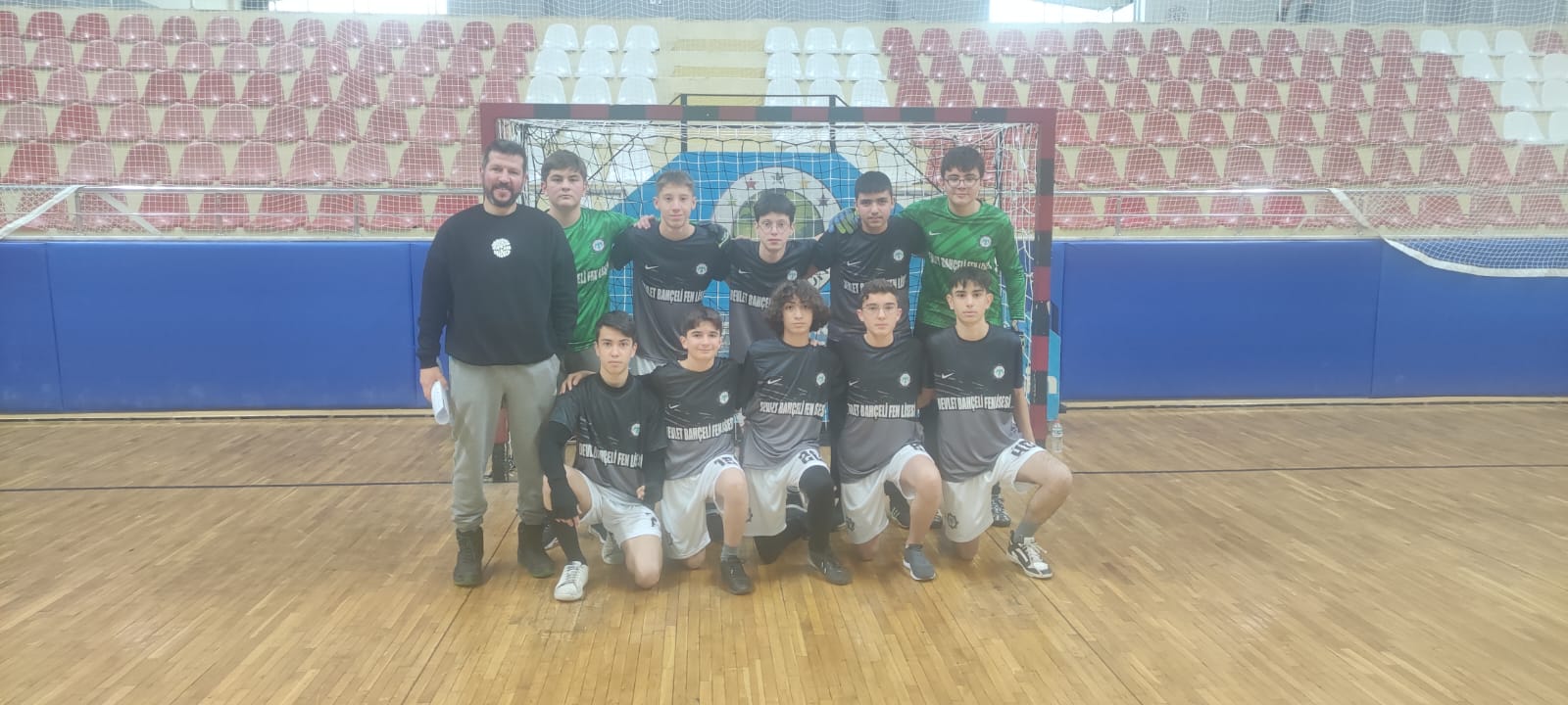 Okul Sporları Genç Erkekler A ve B Futsal Müsabakaları başladı