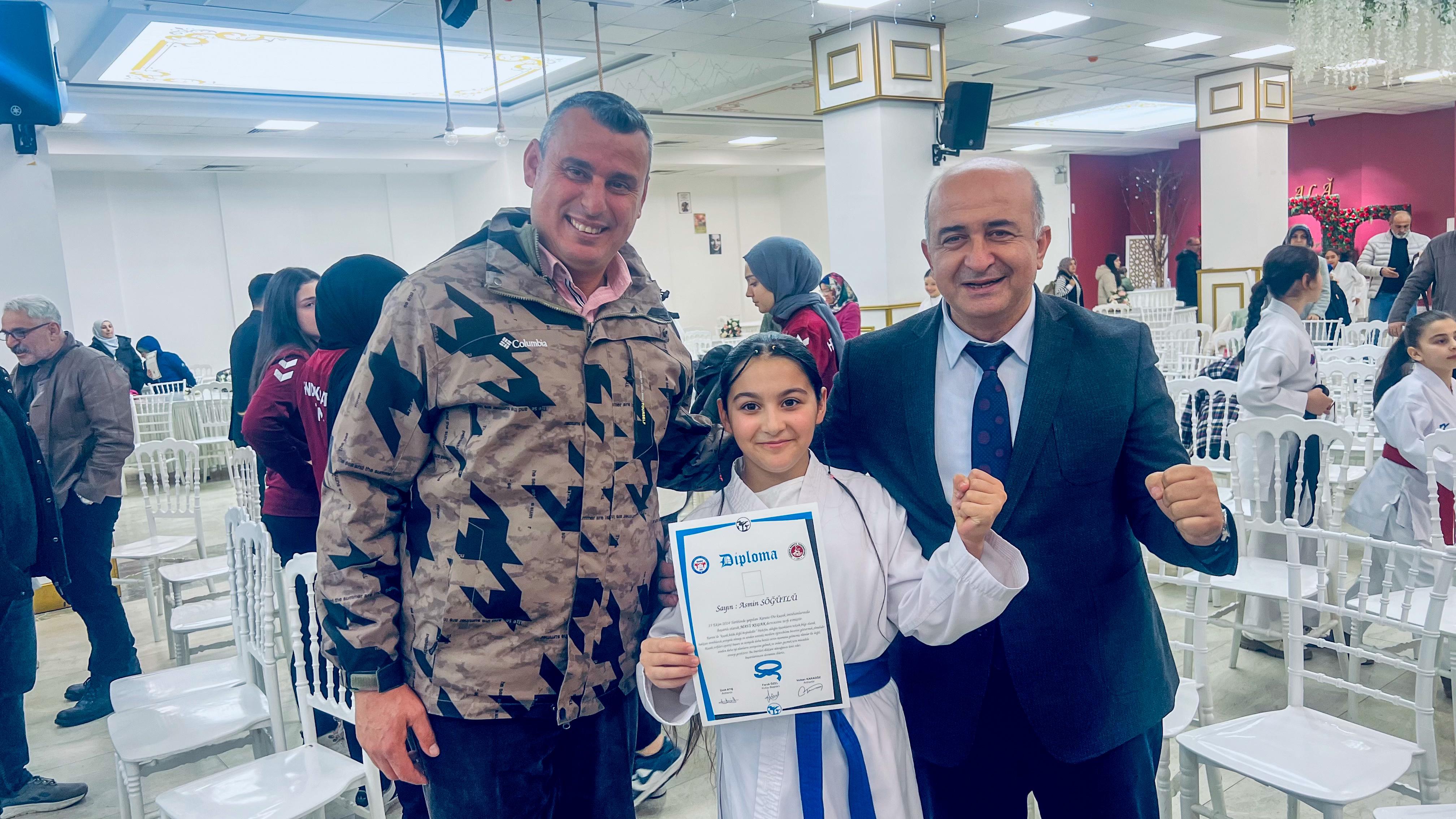 HENDEK KARATE FARKI ŞÖLEN EŞLİĞİNDE TÖREN YAPTI