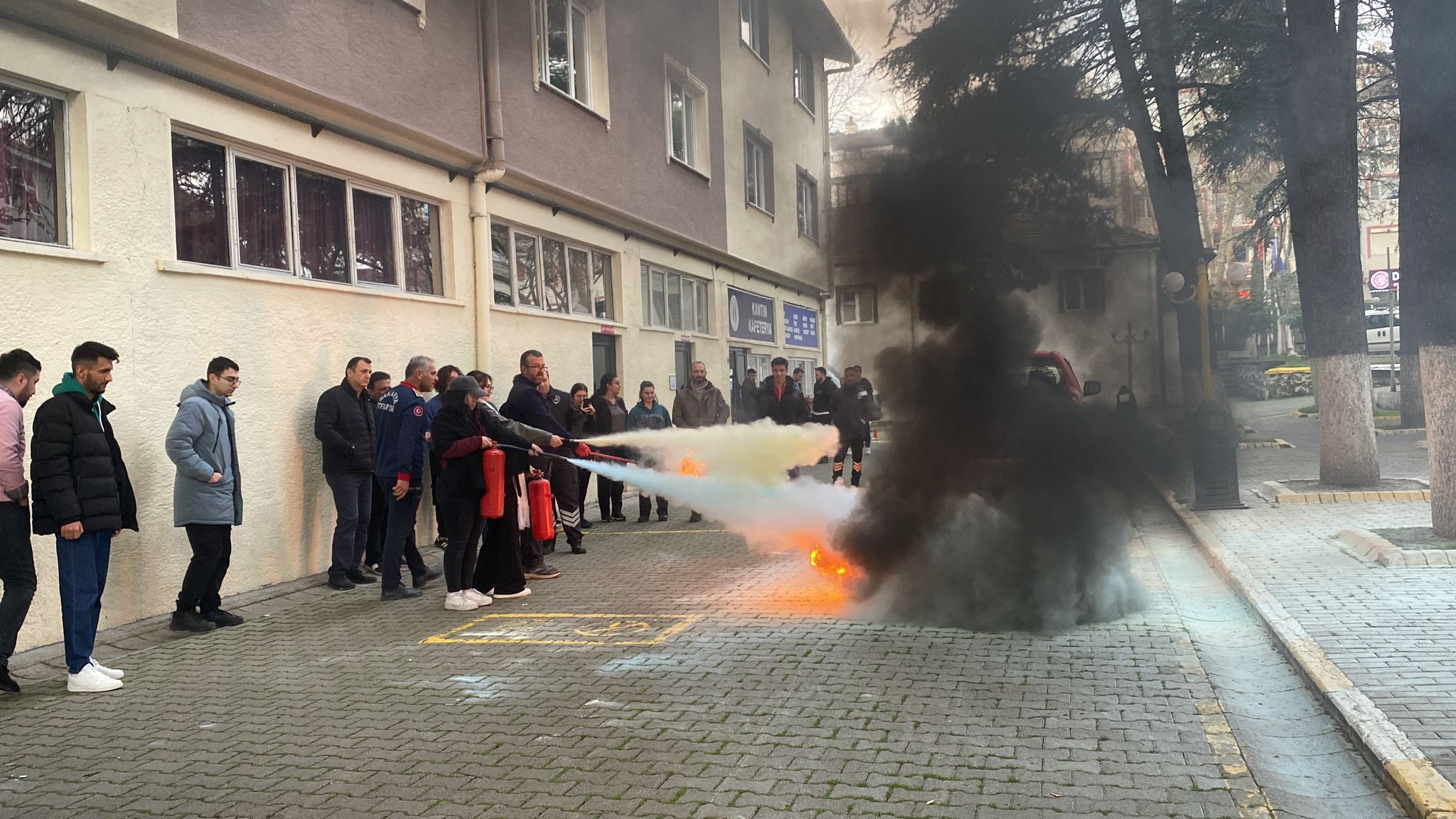 Hendek MYO'da Yangın tatbikatı