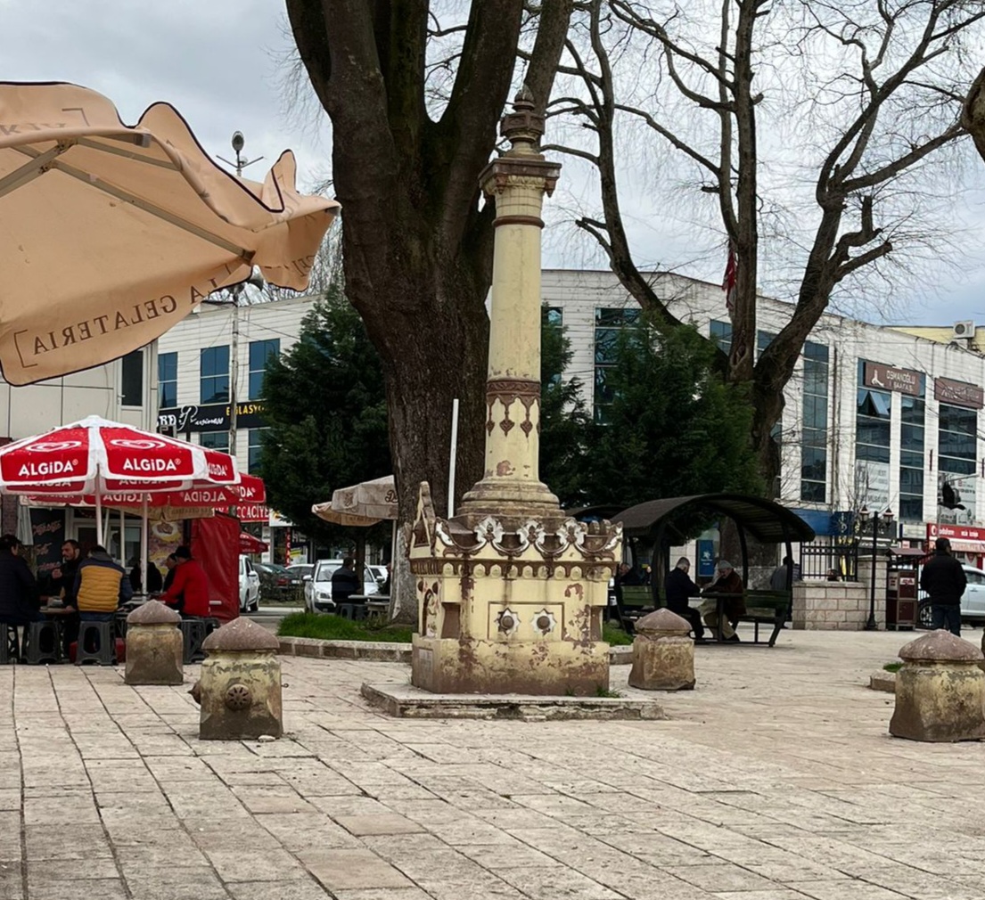 Şehit Mahmutbey Anıtı Bakımsız, Şehir Merkezine Yakışmıyor