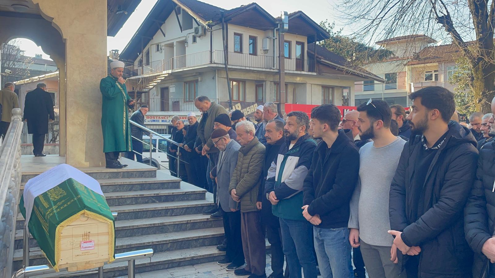 FATMANUR TÜREDİ DUALARLA SON YOLCULUĞUNA UĞURLANDI