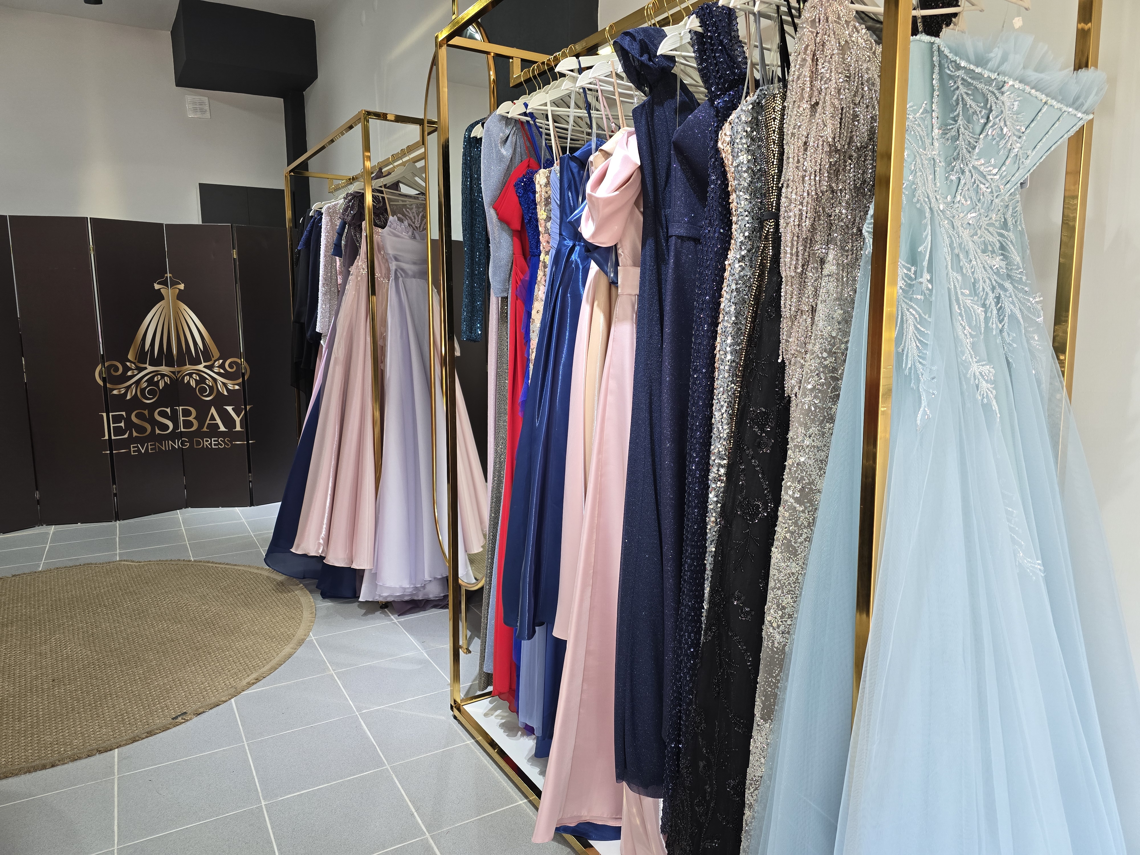 Essbay Abiye Hizmete açıldı