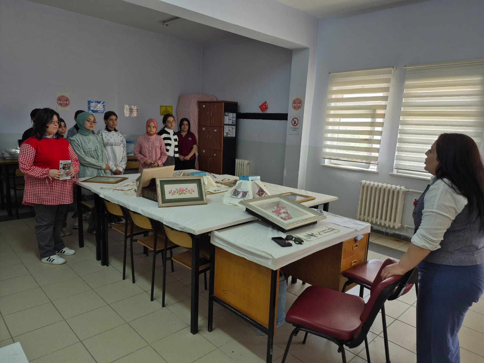YENİMAHALLE KIZ MTAL’DE OKUL TANITIM ETKİNLİĞİ GERÇEKLEŞTİRİLDİ