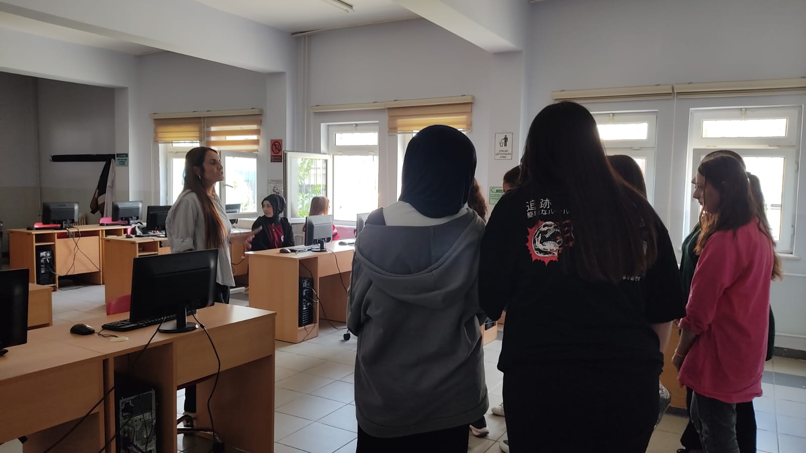 YENİMAHALLE KIZ MTAL’DE OKUL TANITIM ETKİNLİĞİ GERÇEKLEŞTİRİLDİ