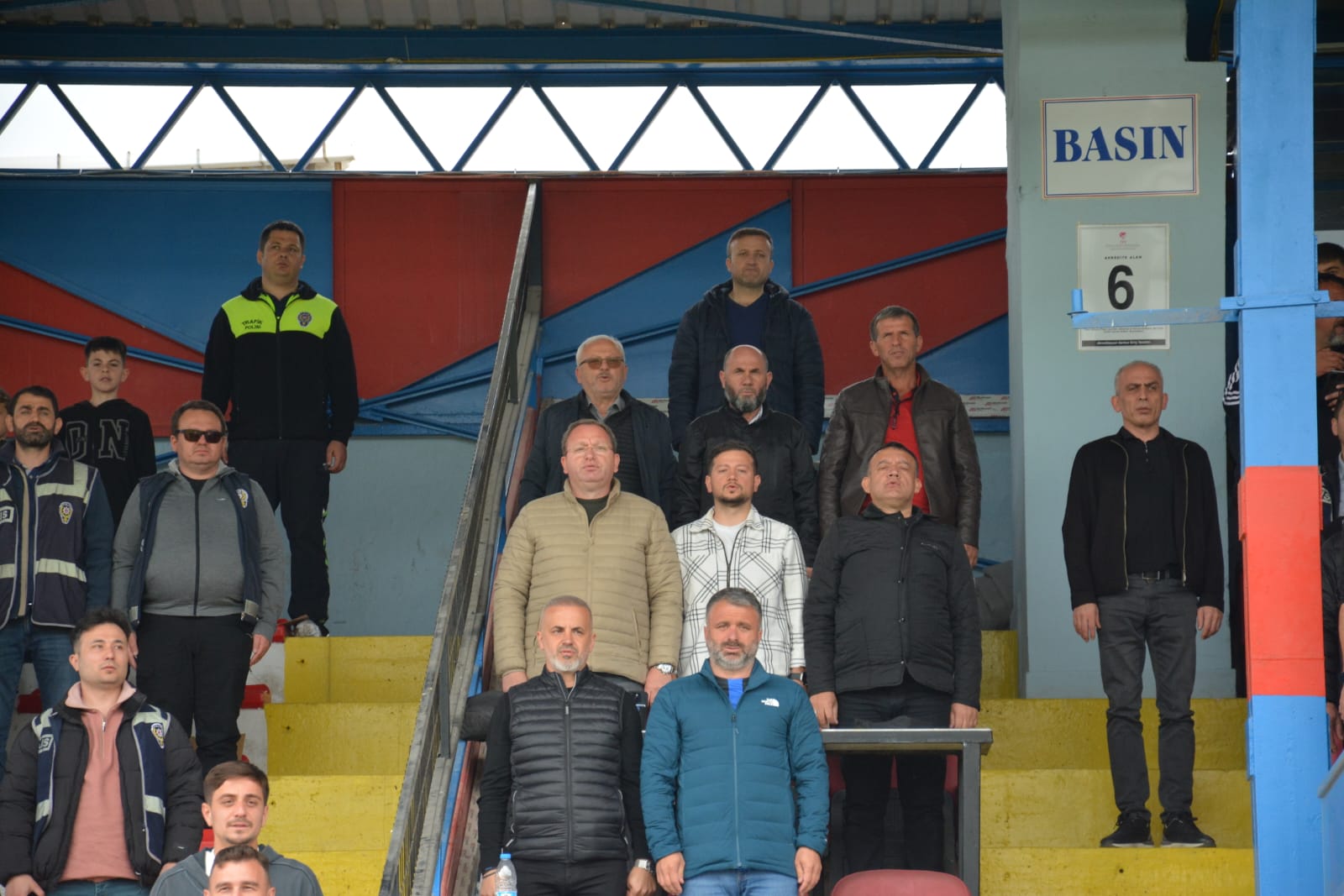 HENDEKSPOR TURLADI
