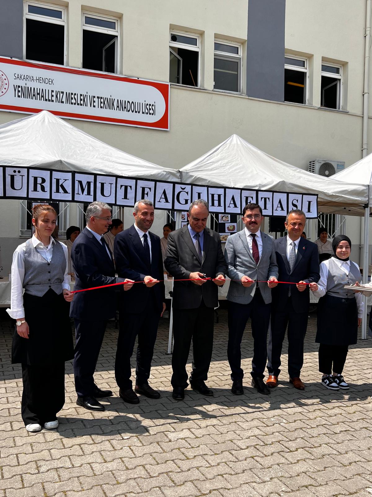 YENİMAHALLE KIZ MTAL 3. GELENEKSEL TÜRK MUTFAĞI SERGİSİ