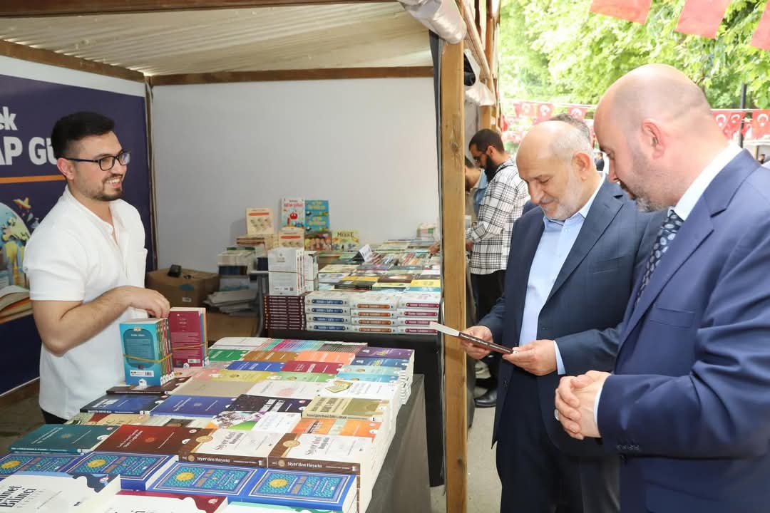 1. HENDEK KİTAP GÜNLERİ AÇILDI