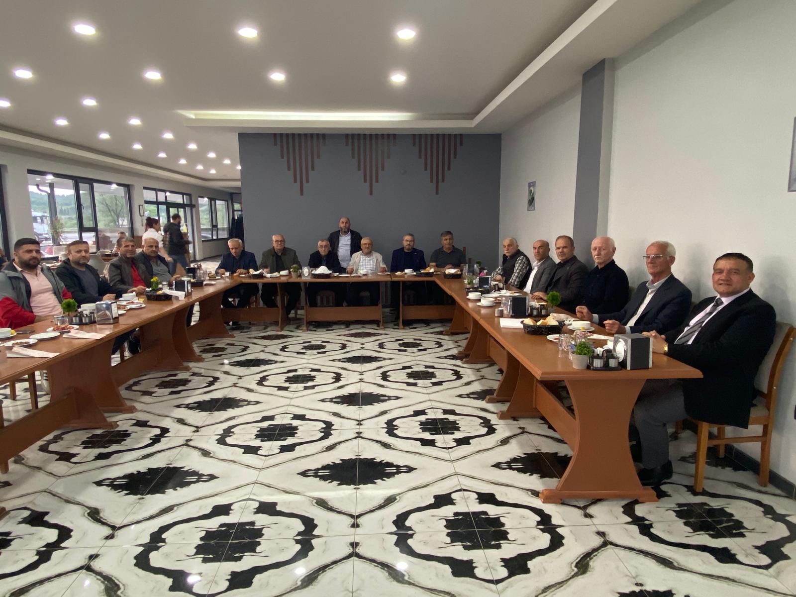 Bahadır dostları ile buluştu