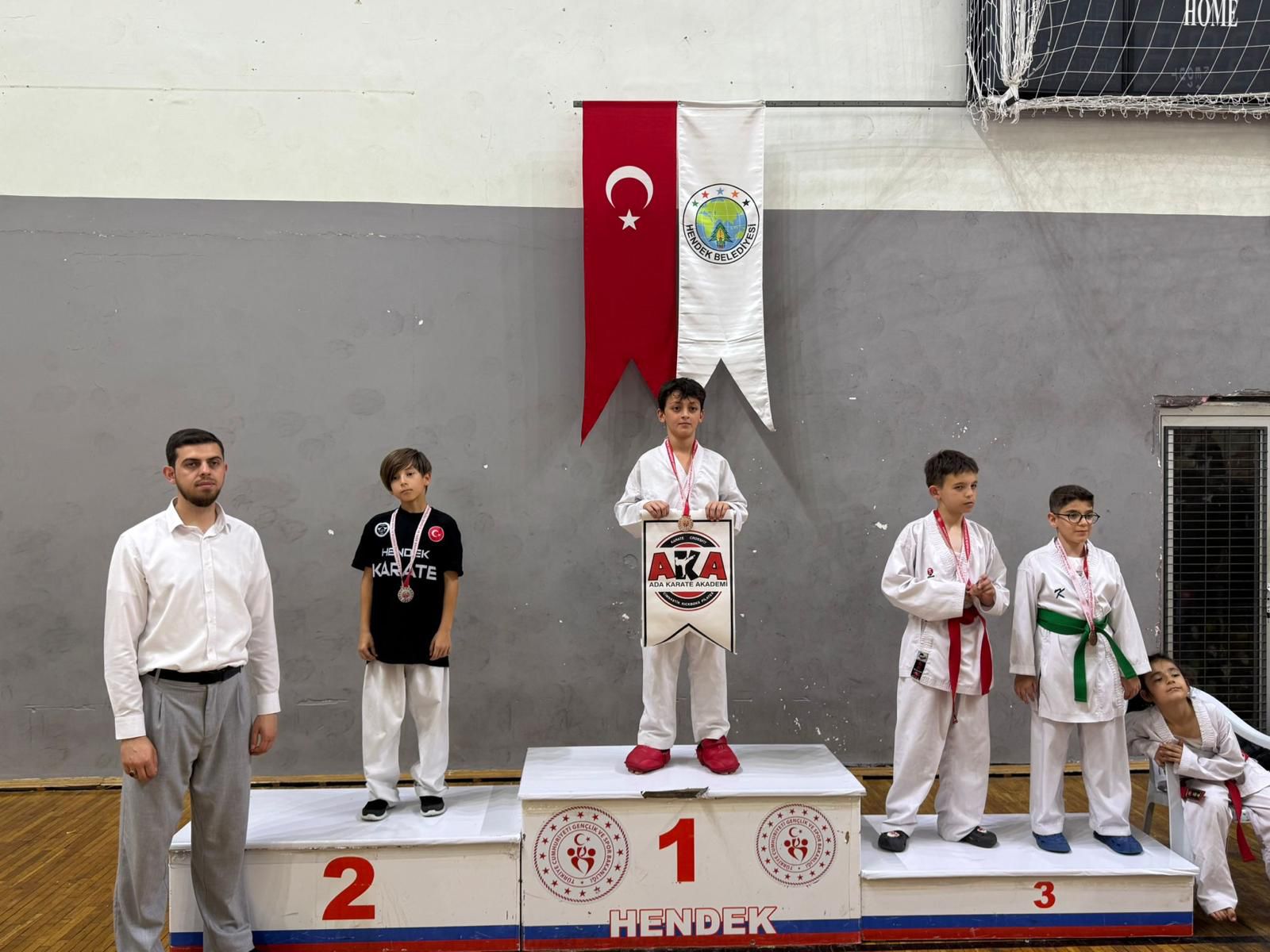 KARATEDE HENDEK FIRTINASI