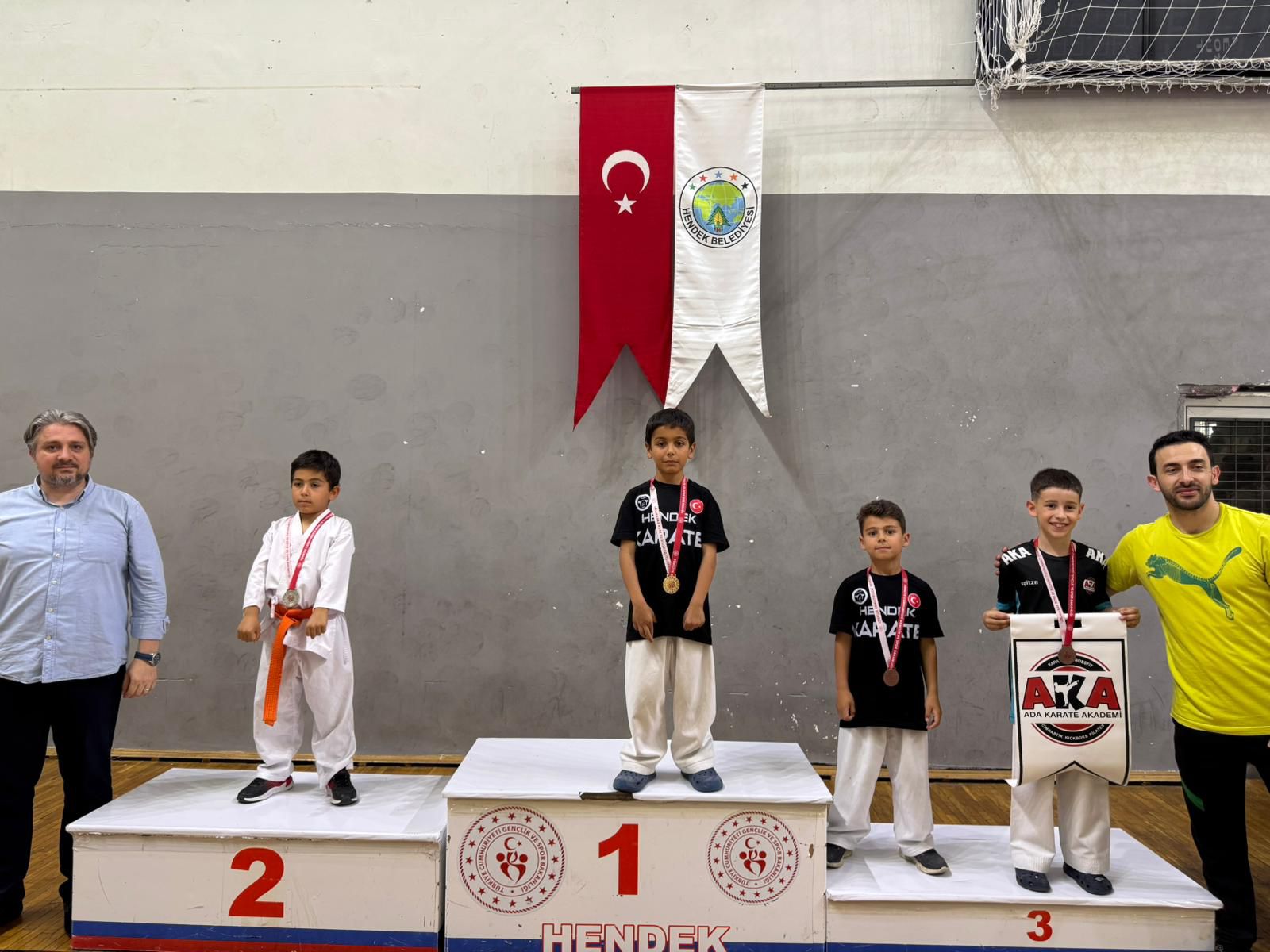 KARATEDE HENDEK FIRTINASI