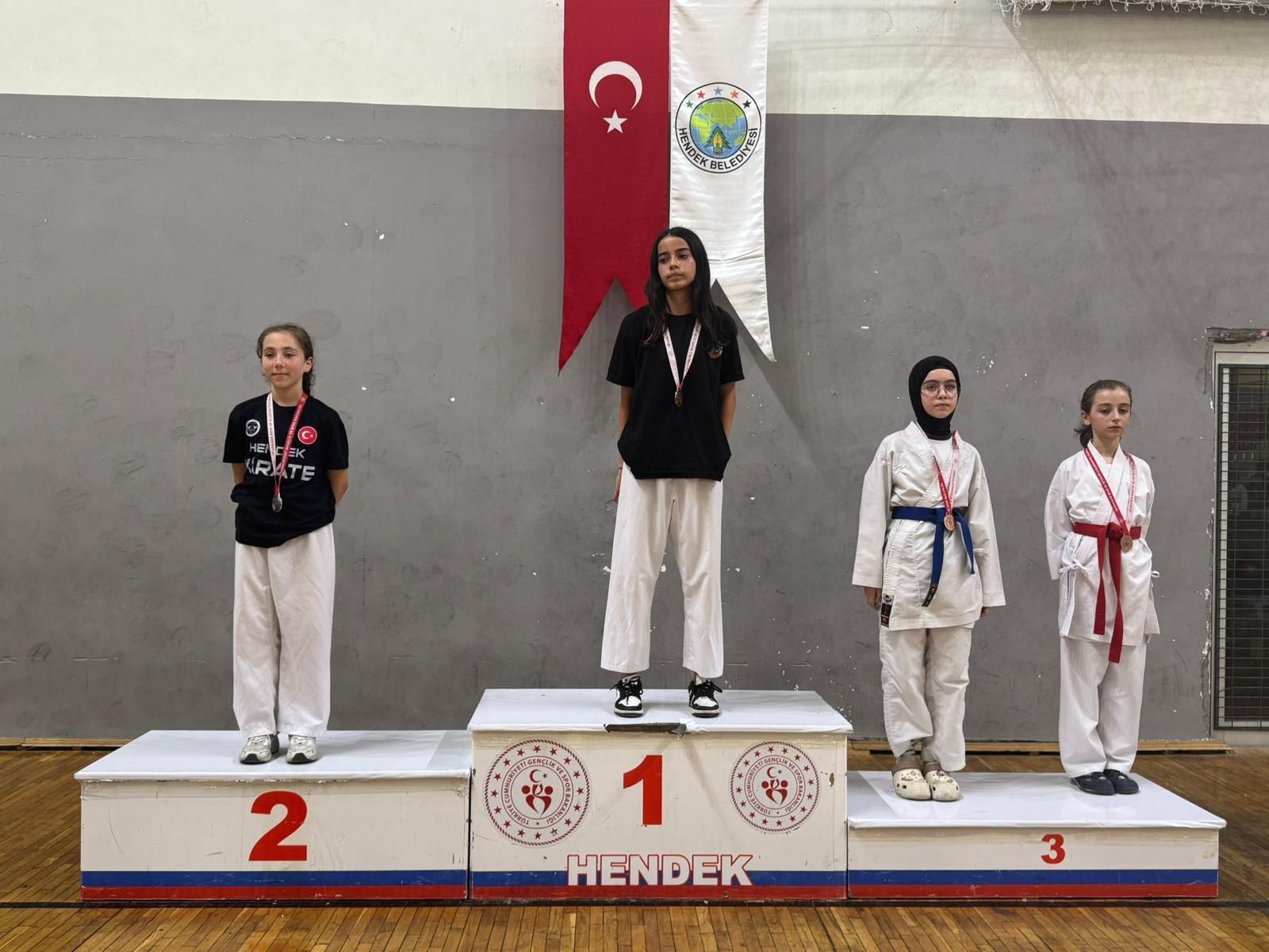 KARATEDE HENDEK FIRTINASI