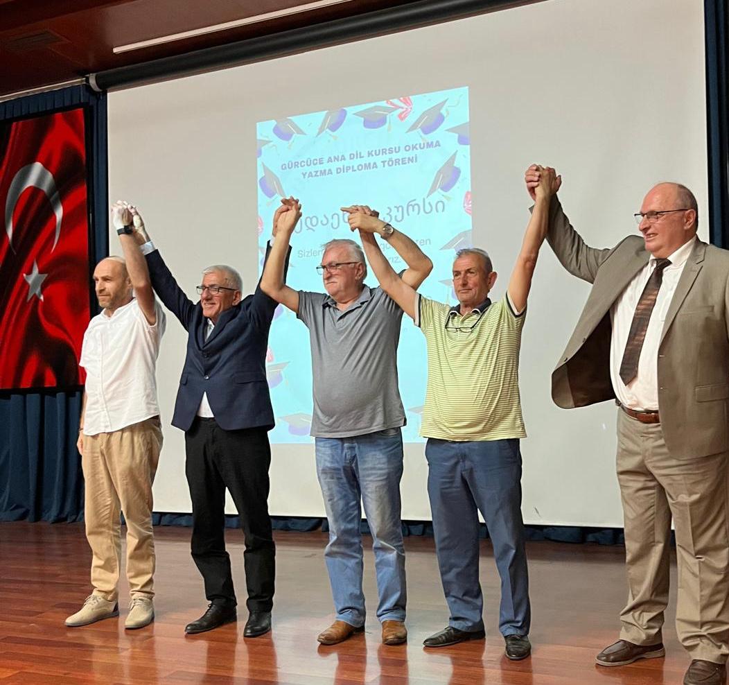 Gürcü Konsolos Gürcüce Dil Kursu Diploma Törenine katıldı