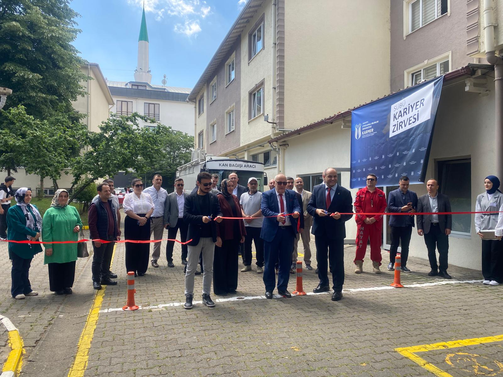 SUBÜ Hendek MYO'da Dijital Dönüşüm Temalı Kariyer Zirvesi Büyük İlgi Gördü