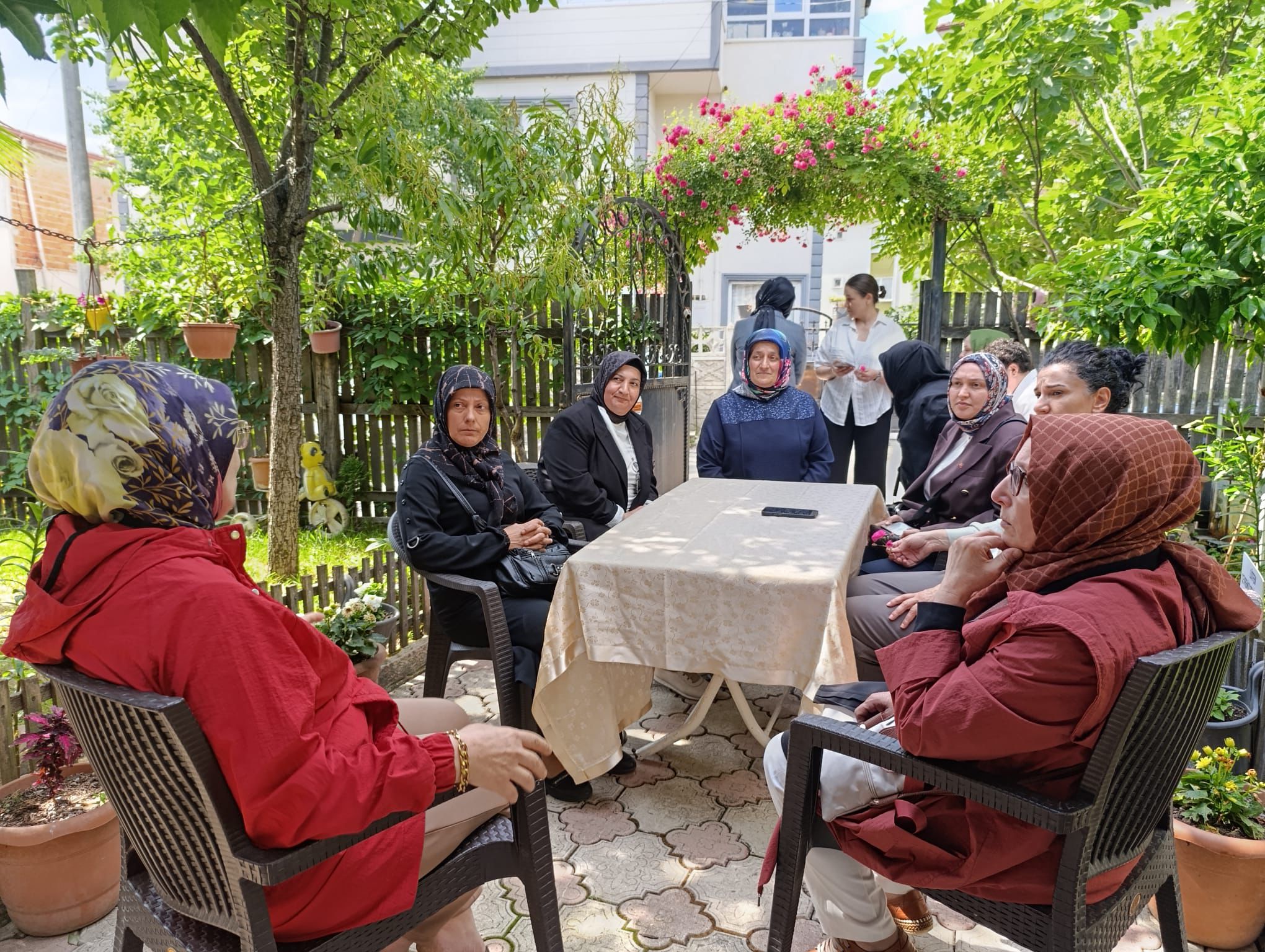Her Kapı Bir Gönül Programı Kapsamında Mahalle Ziyaretleri Gerçekleştirildi