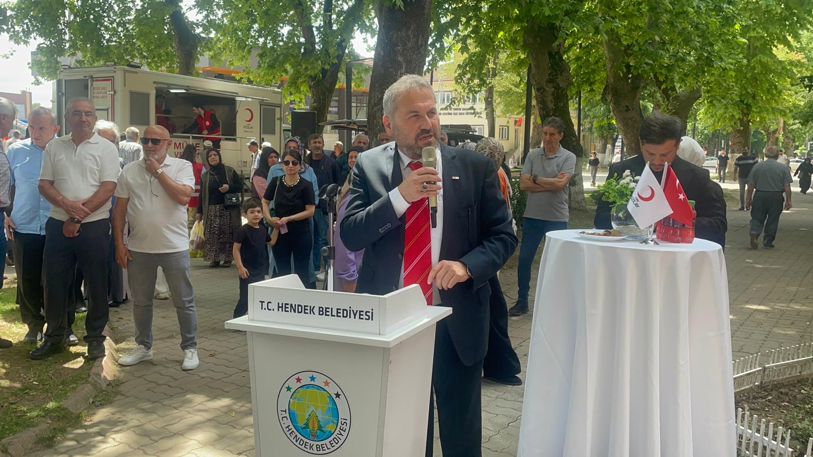HENDEK KIZILAY ŞUBESİ YENİ HİZMET BİNASI TÖRENLE AÇILDI
