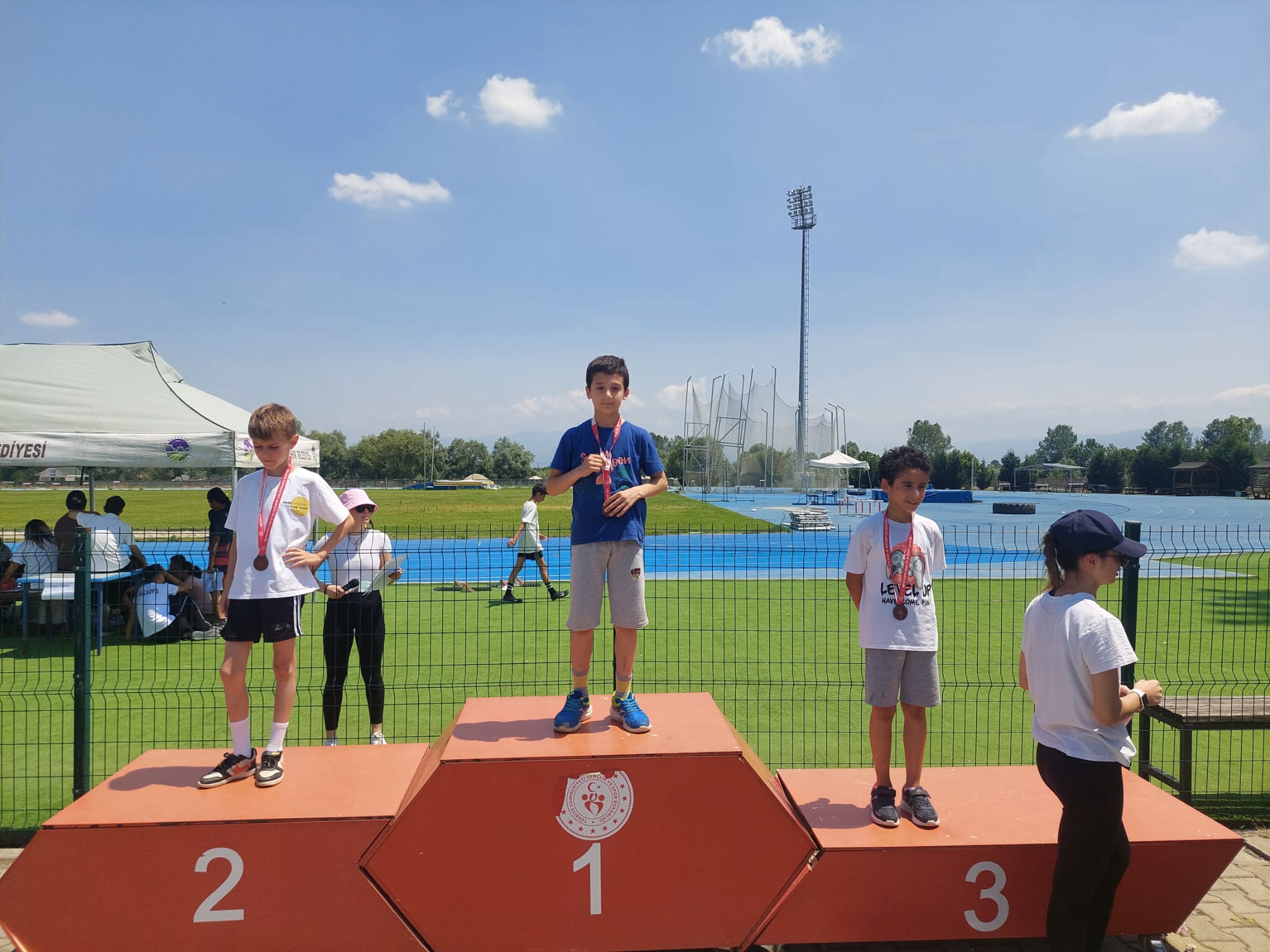 Atletizm Analig Pist Yarışları İl seçmeleri yapıldı
