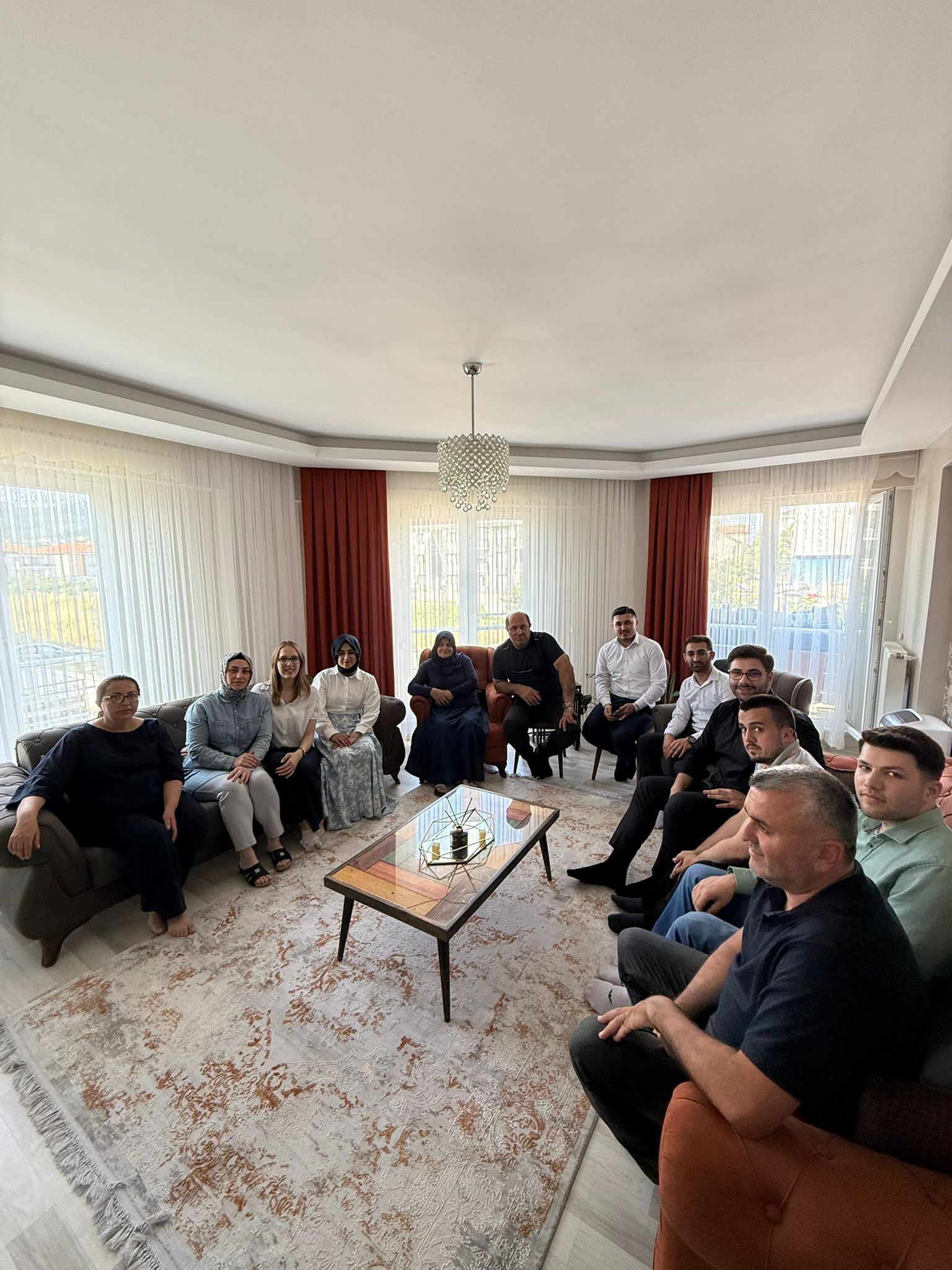 Hendek AK Parti Gençlik Kolları’ndan Kurban Bayramı’nda Ziyaretler