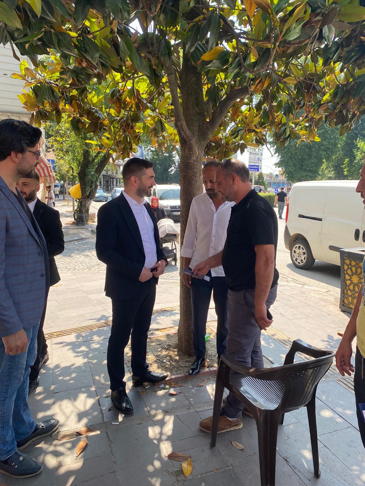 Anahtar Parti Hendek Teşkilatı Bayramda Sahadaydı