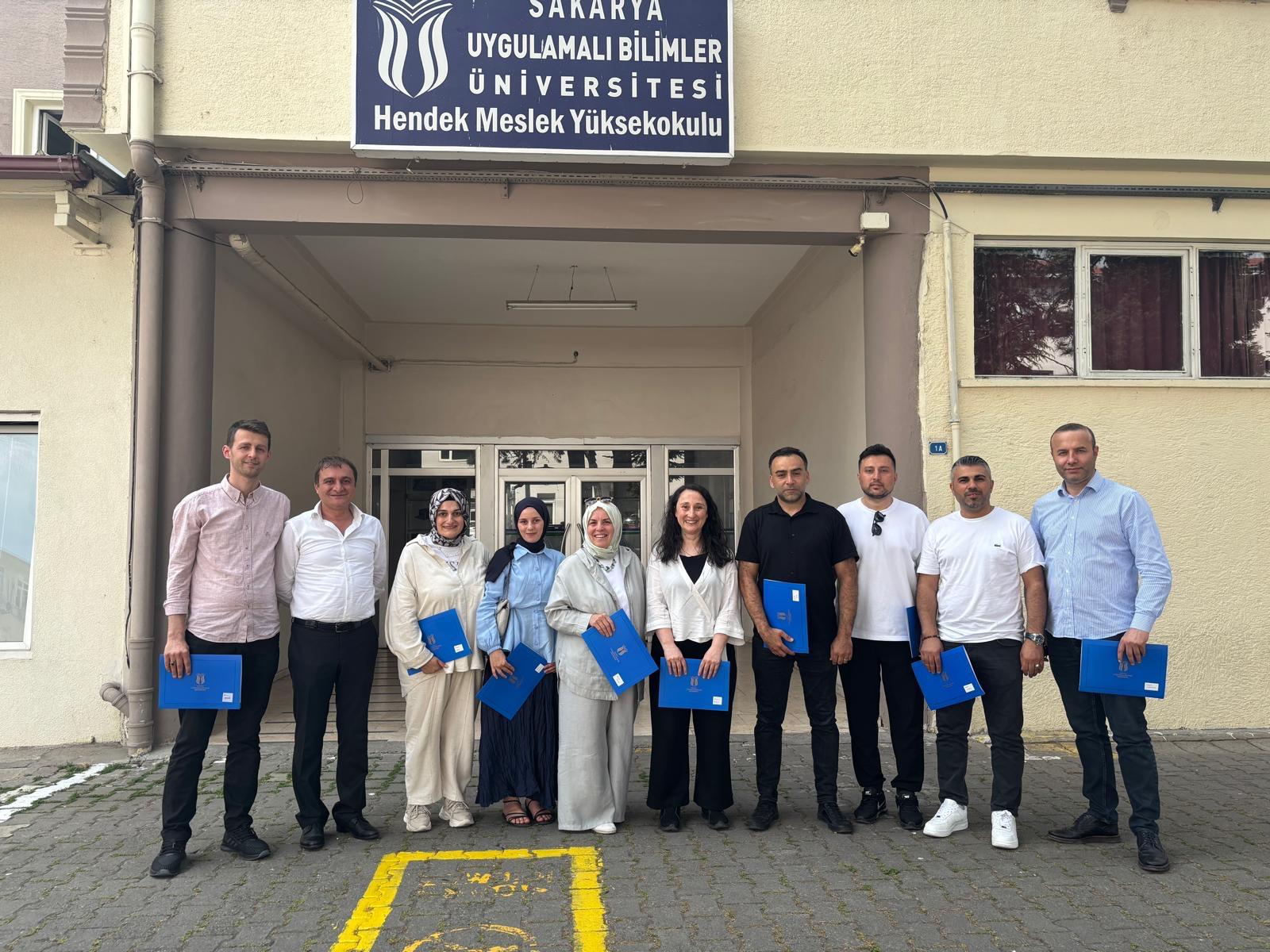HENDEK MESLEK YÜKSEKOKULU MEZUNLARI BULUŞTU