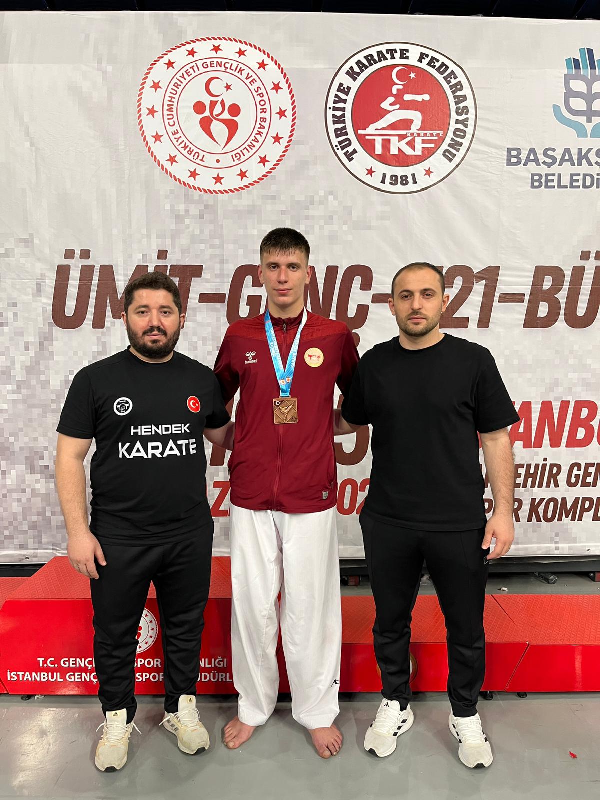 Türkiye Premier Liginde Hendek Karate Farkı