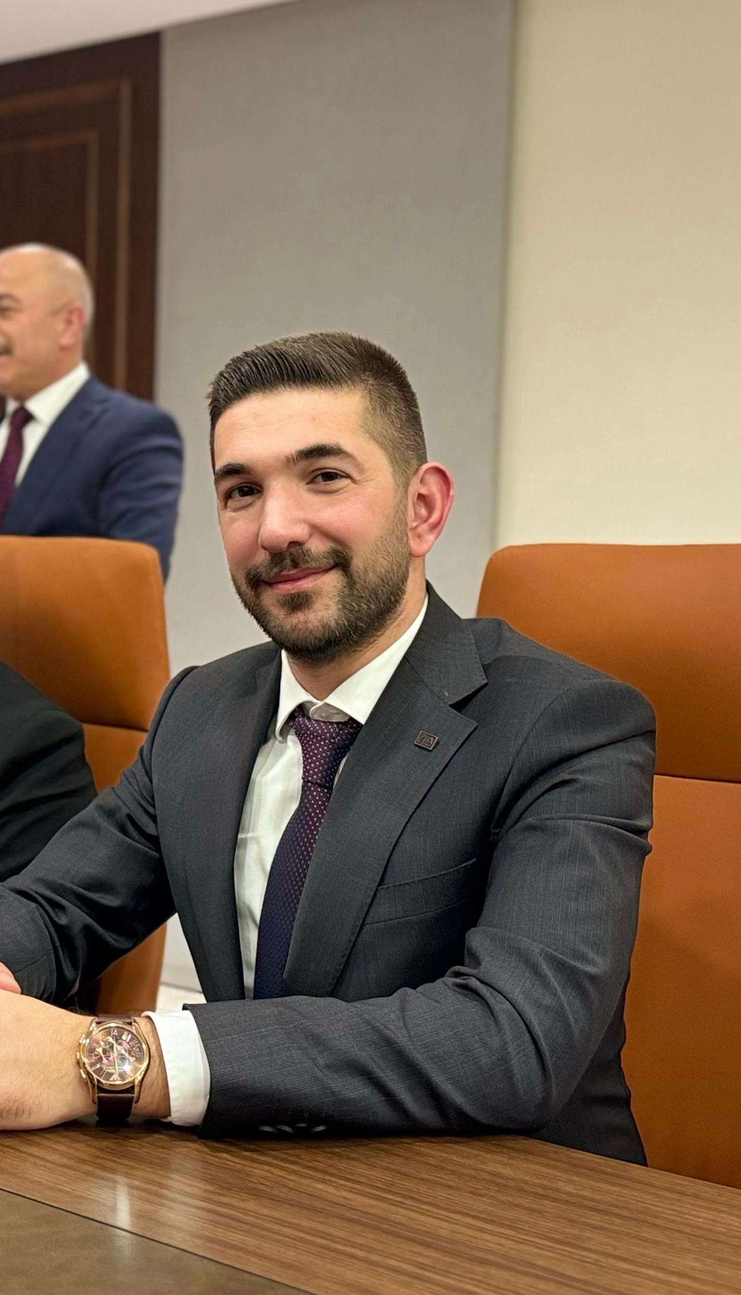 Albayrakoğlu; Hendek Halkı Susuzluğa Mahkûm Edilemez