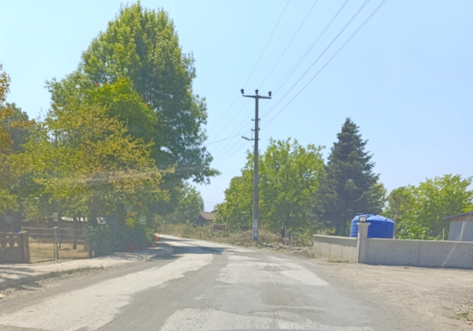 Uzuncaorman Mahallesi Sakinlerinden Asfalt Tepkisi; Çalışmalar Bitti, Yollar Hala Yapılmadı
