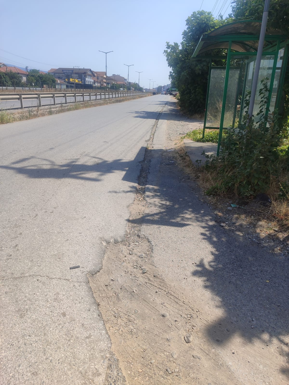 YENİMAHALLE YOLLARI KÖSTEBEK YUVASI GİBİ DELİK DEŞİK