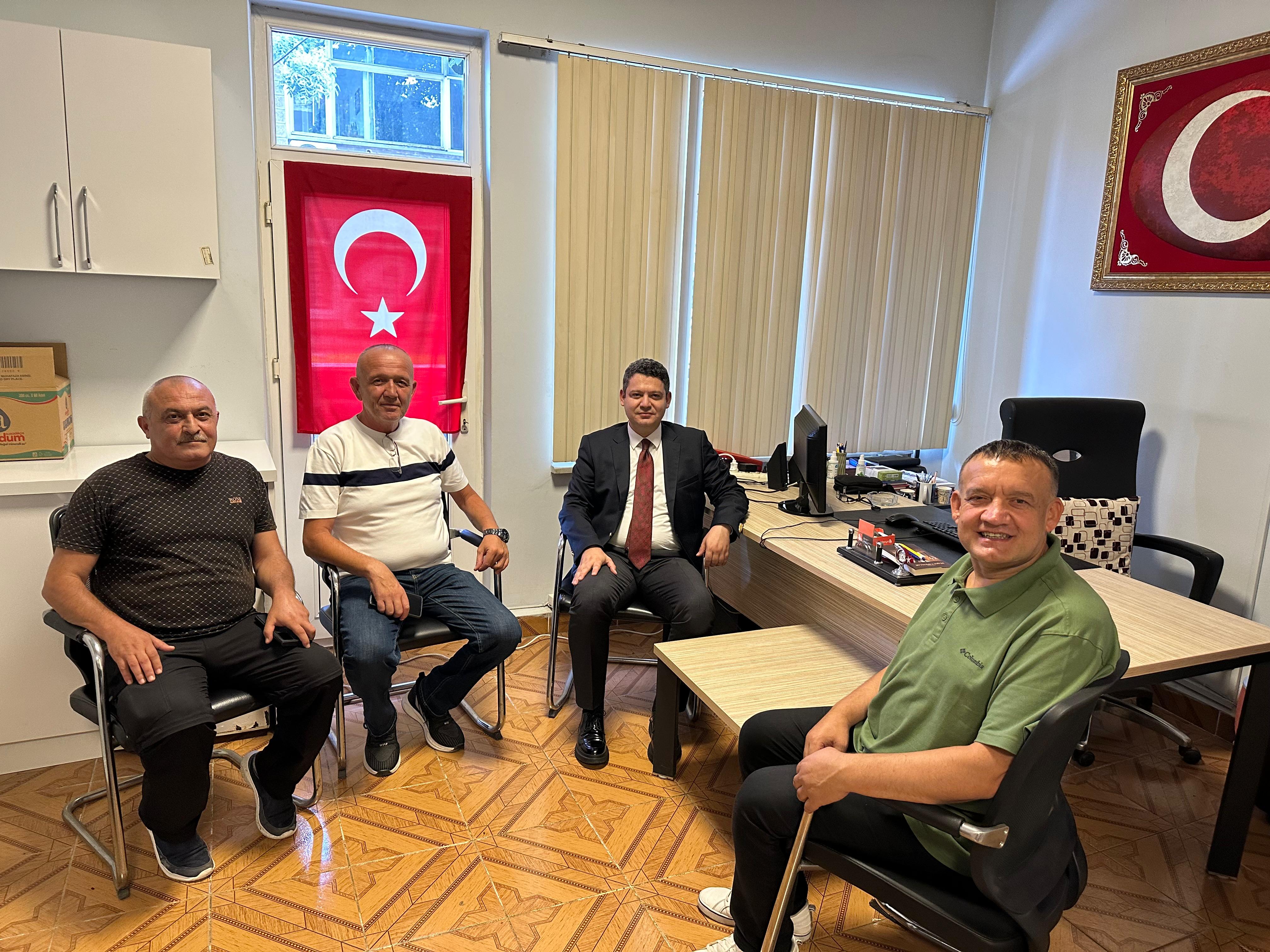 Hendek Kaymakamı Gökpınar'dan Gazetecilere İade-i Ziyaret