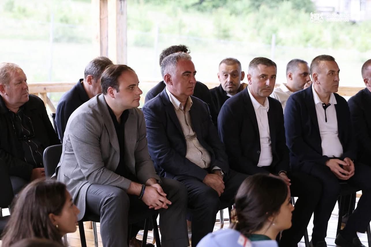 HENDEK BATUM GÜRCÜ KÜLTÜR DERNEĞİ’NİN GÜRCİSTAN KAMPINA GÖNDERDİĞİ ÖĞRENCİLERE ÜST DÜZEY ZİYARET