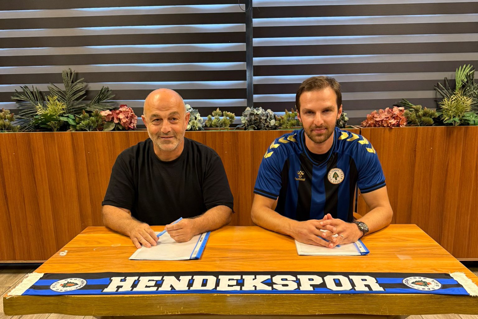 Hendekspor'da kale Yılmazer'e emanet