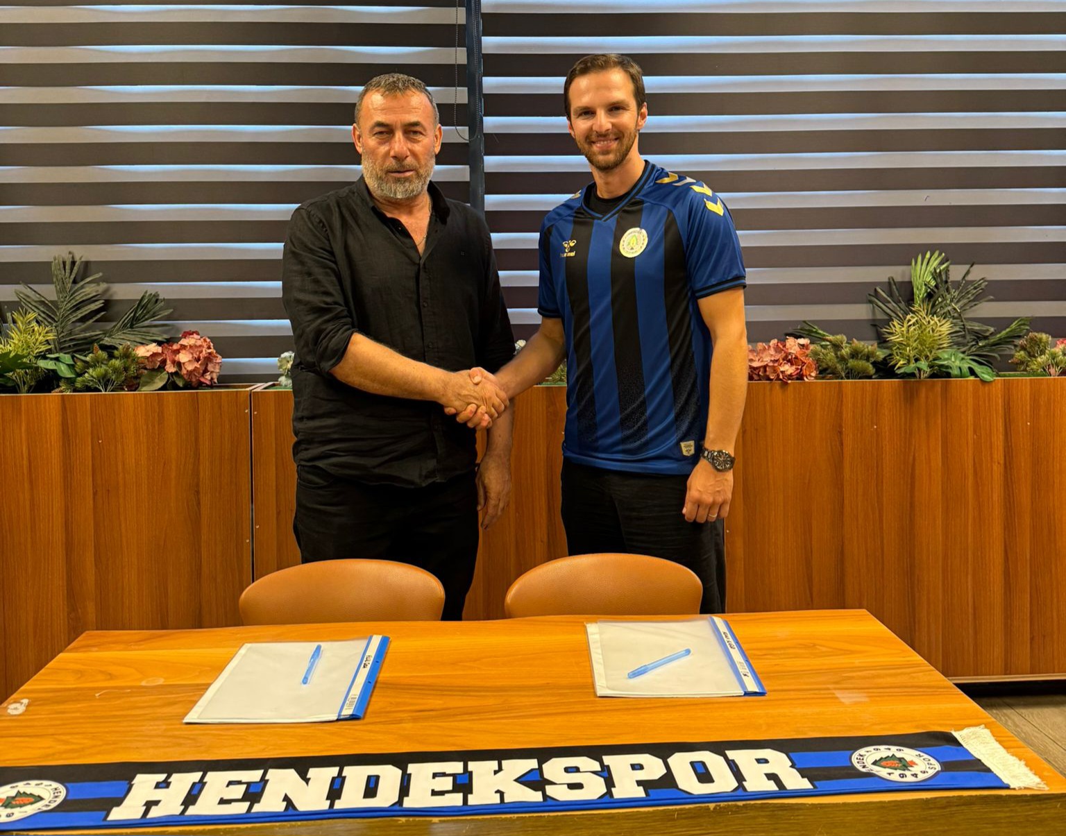 Hendekspor'da kale Yılmazer'e emanet