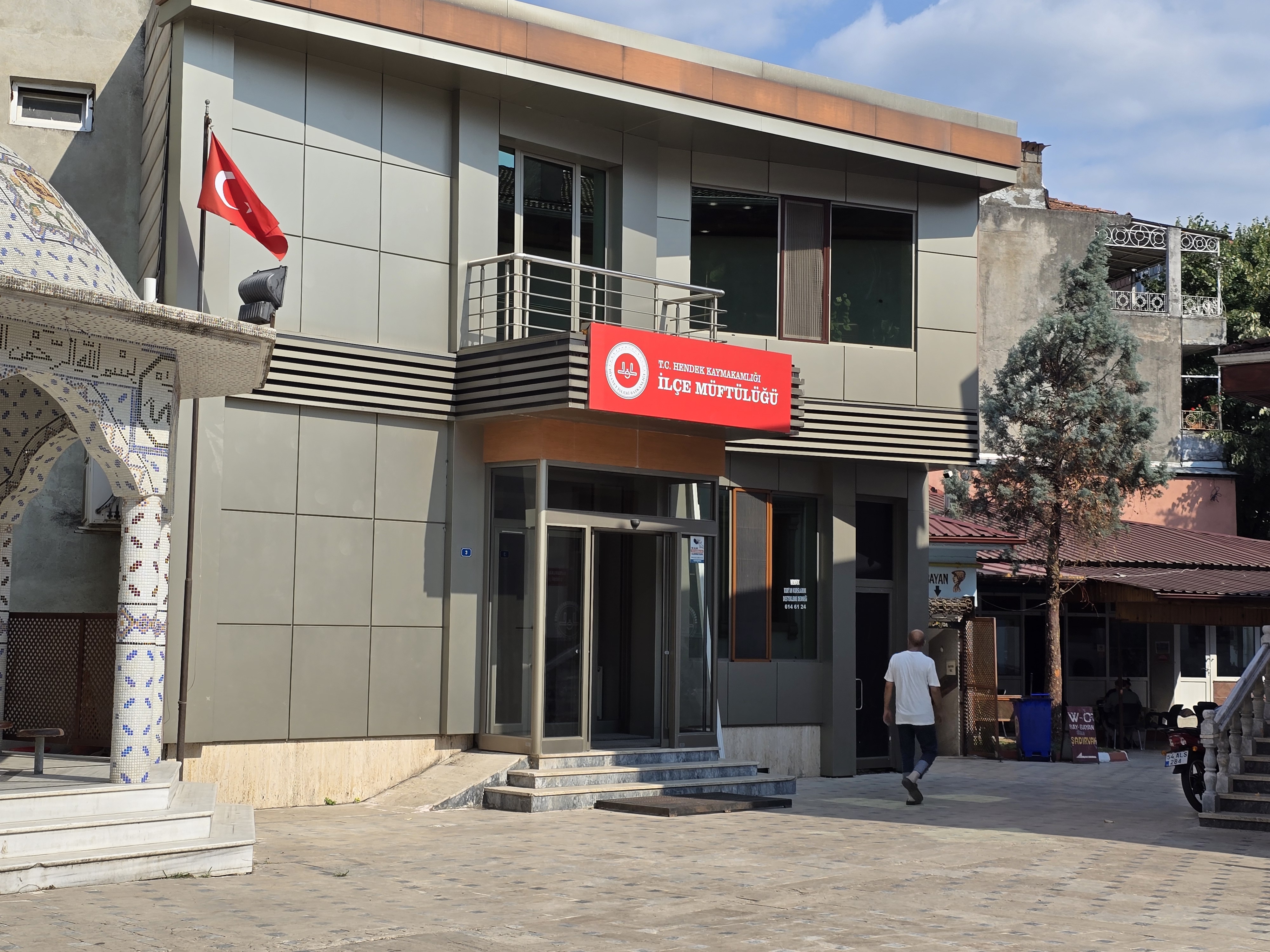 Müftü Bey Size Tasarruf Tedbirleri Sökmüyor mu