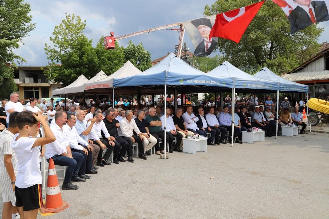 HENDEK’TE 9 MAHALLE DAHA DOĞALGAZ'A KAVUŞUYOR