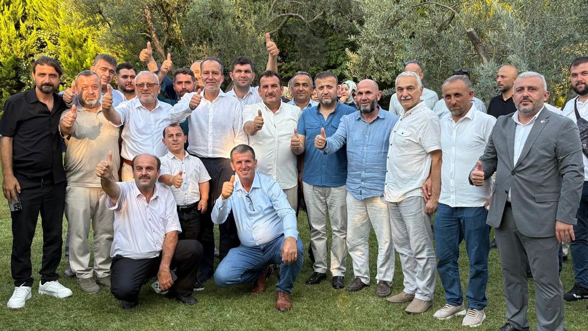 YENİDEN REFAH PARTİSİ HENDEK İLÇE TEŞKİLATI, FATİH ERBAKAN'A MİSAFİR OLDU