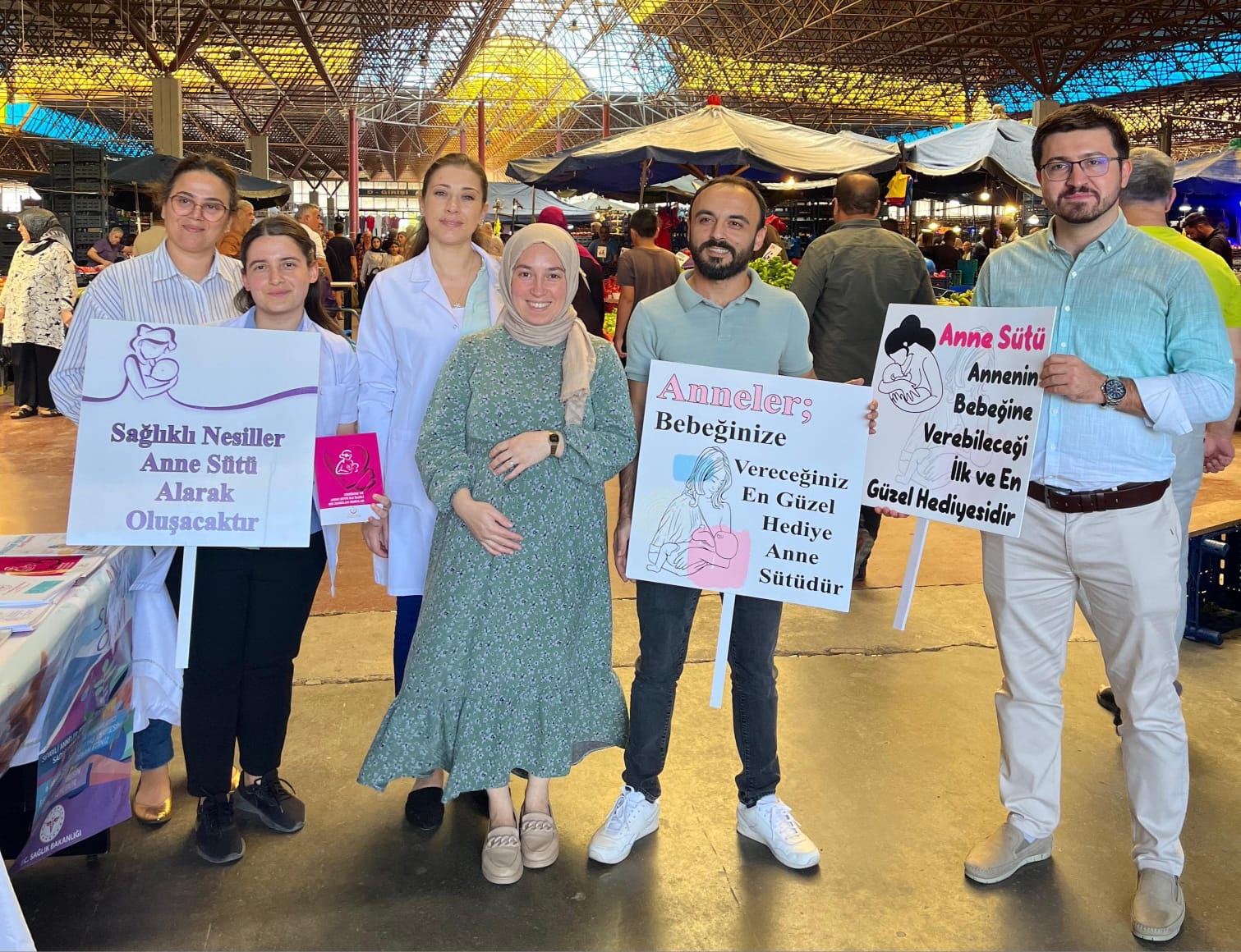 DÜNYA EMZİRME HAFTASINDA HENDEK İLÇE SAĞLIK MÜDÜRLÜĞÜNDEN FARKINDALIK