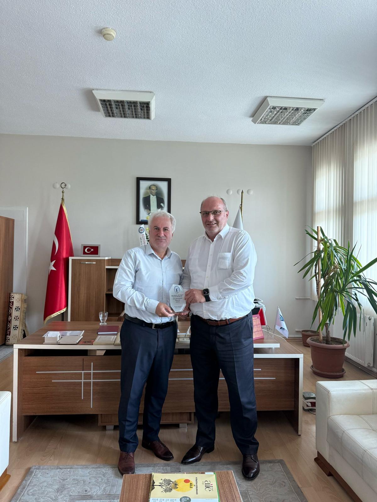 Gürcü Kültür Derneğinden Düzce Üniversitesi’ne Ziyaret