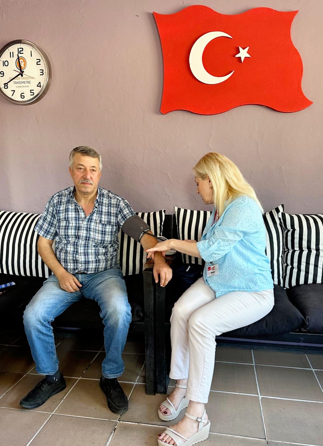 TAKSİ ŞOFÖRLERİNE YÖNELİK SAĞLIKLI YAŞAM PROJESİ TAMAMLANDI