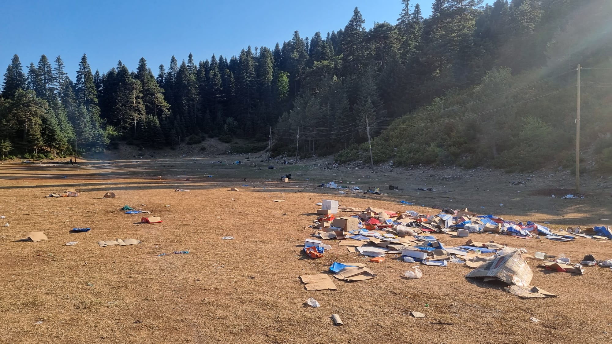 YAYLA ŞENLİKLERİ SONRASI ORTAYA ÇIKAN ÇÖP GÖRÜNTÜLERİ, HENDEK'E YAKIŞMADI