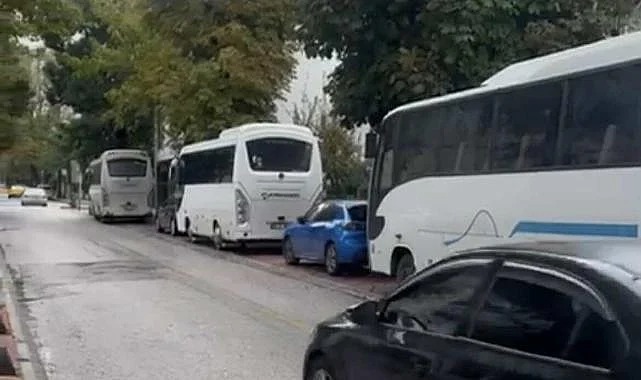 CEP PARKLAR, MİNİBÜSLERİN OTOPARK ALANI OLDU