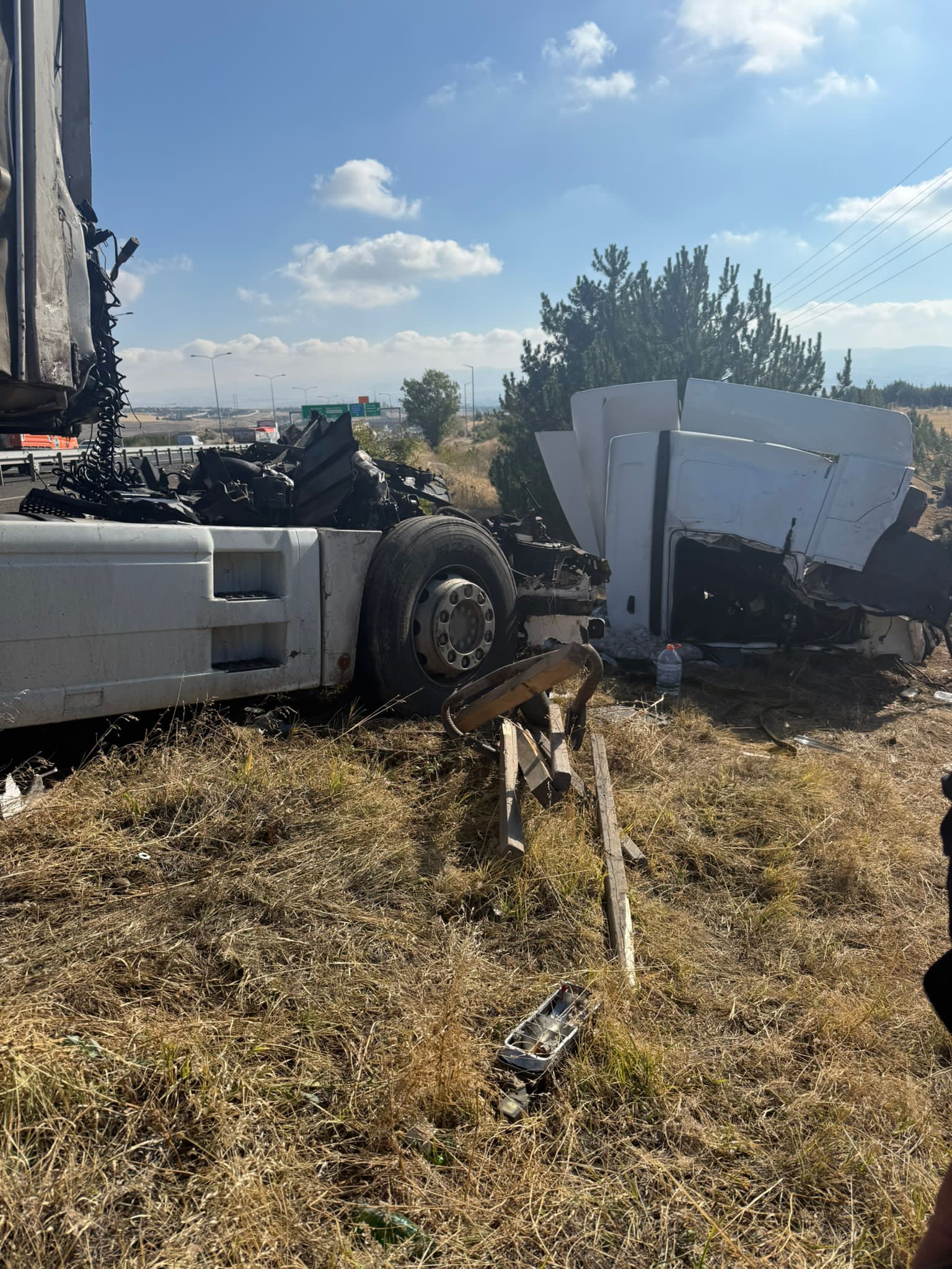 Hendekli Tır şoförü Ankara’da kazada hayatını kaybetti