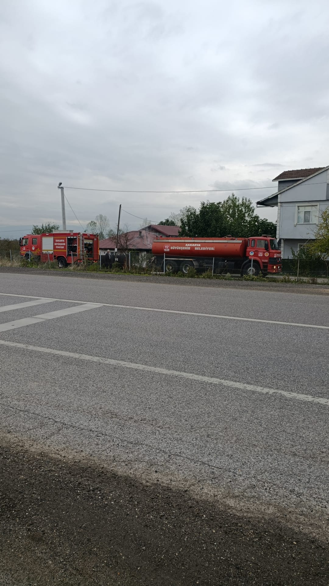 Hendek’te ev yangını