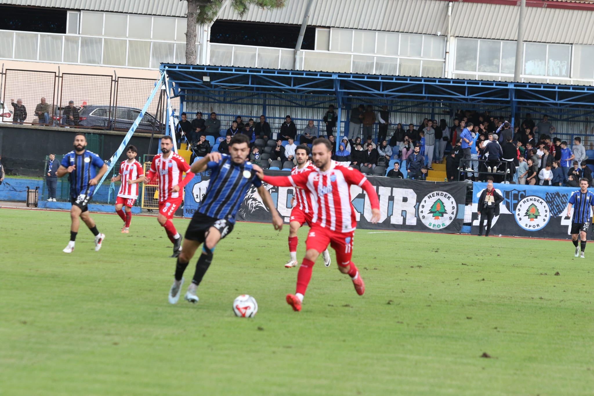 Sakarya derbisinde kazanan yok, Hendekspor sahasında puan kaybı ile başladı