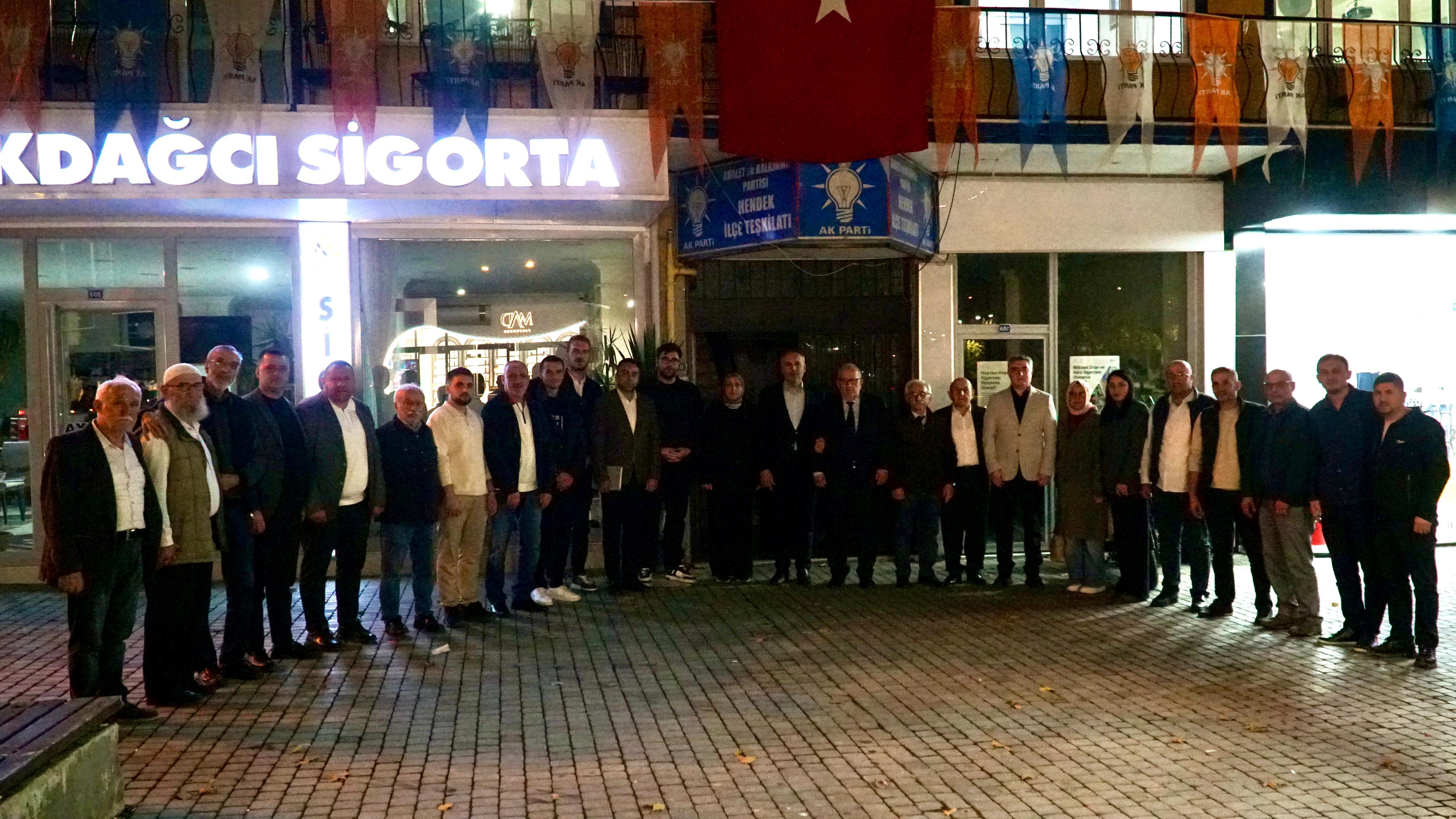 Tever İlçe Teşkilatını ziyaret etti