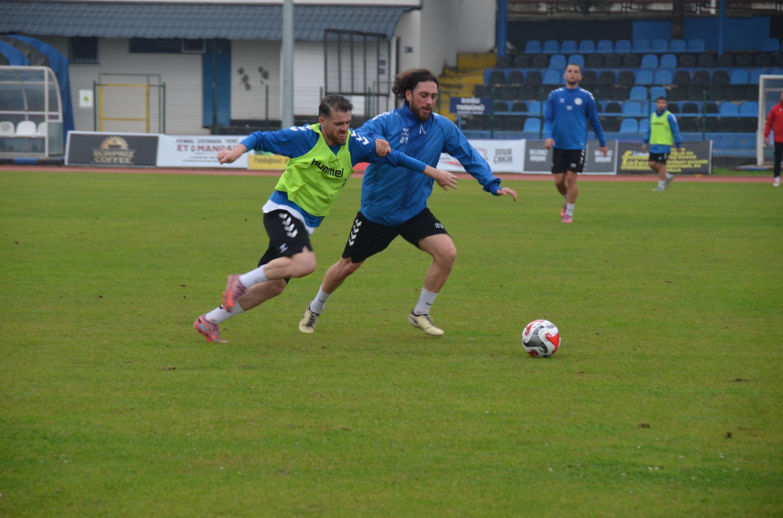 Hendekspor'da Karamürselspor Maçı Hazırlıkları Sürüyor